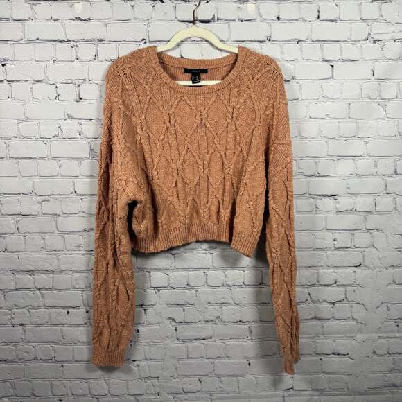 Forever 21 Sweaters - Forever 21 Cropped Sweater Blush Diamond Pattern Cable Knit Size Small
